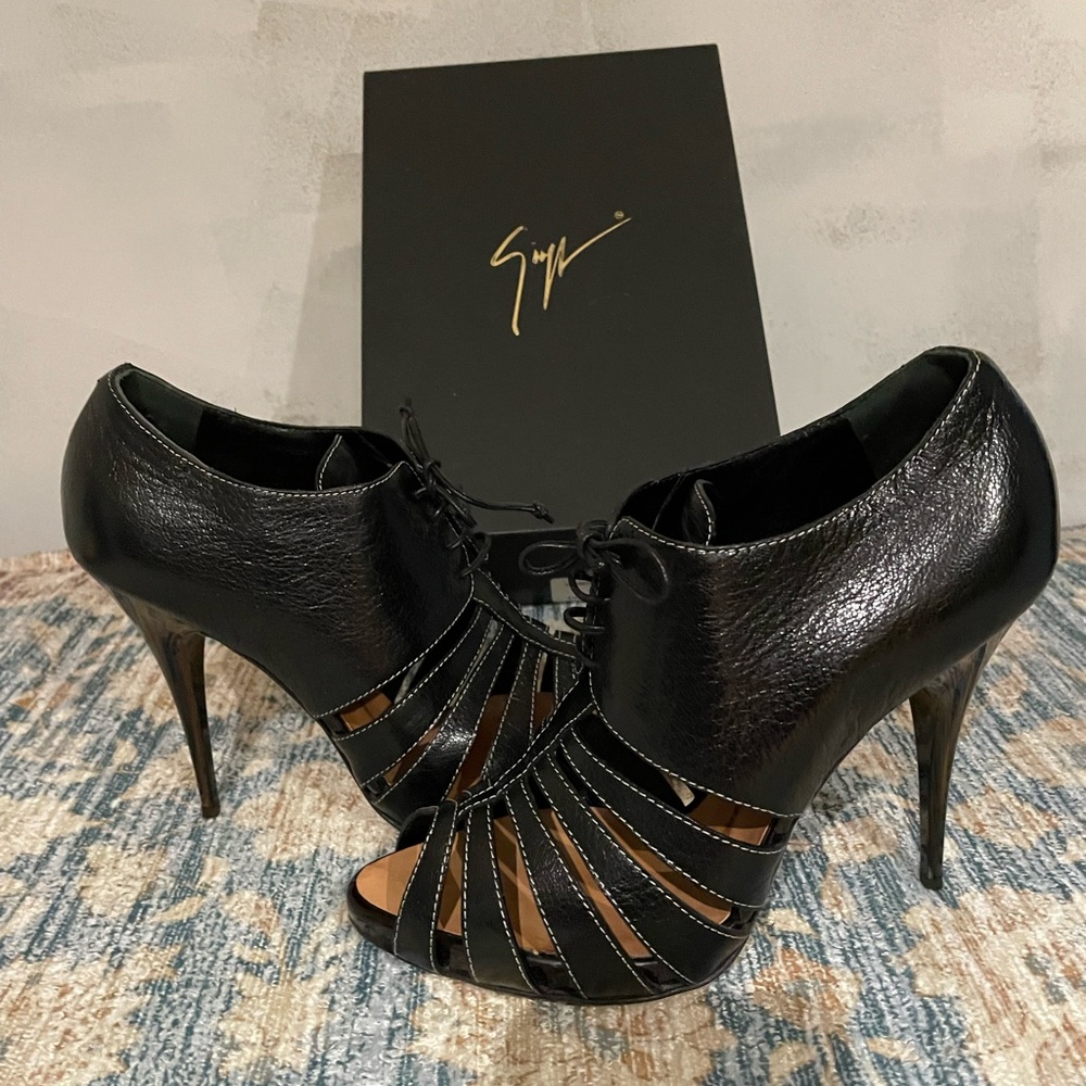 Giuseppe Zanotti Black Lace-Up Cutout Stiletto Booties size 40